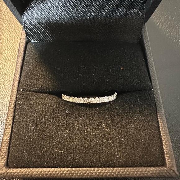 Engagement ring and wedding band - Picture 3 of 3